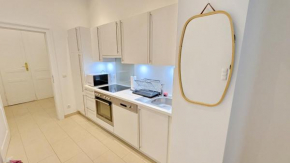 Apartment for 12P - 2 Minutes form Vienna Main Station